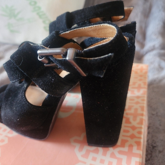 Giant Bini - Picture 3 of 6